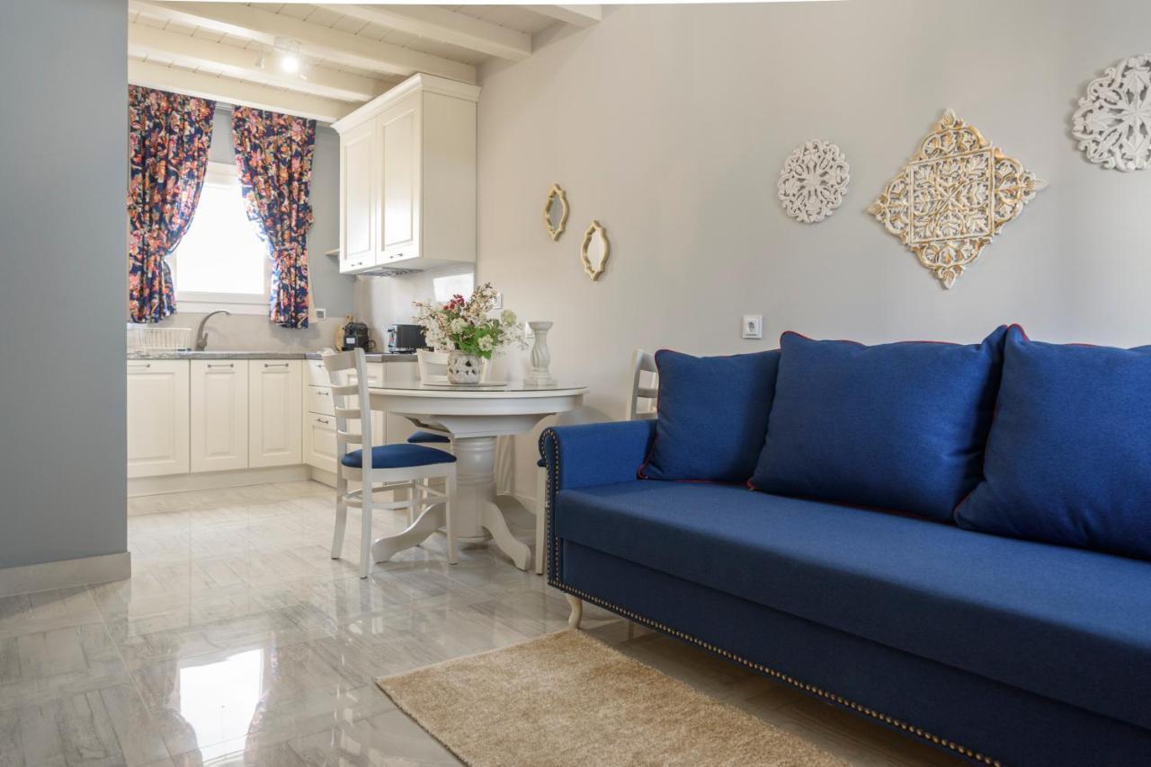 Nafsika Suites (Adults Only) Nea Moudania Exterior foto